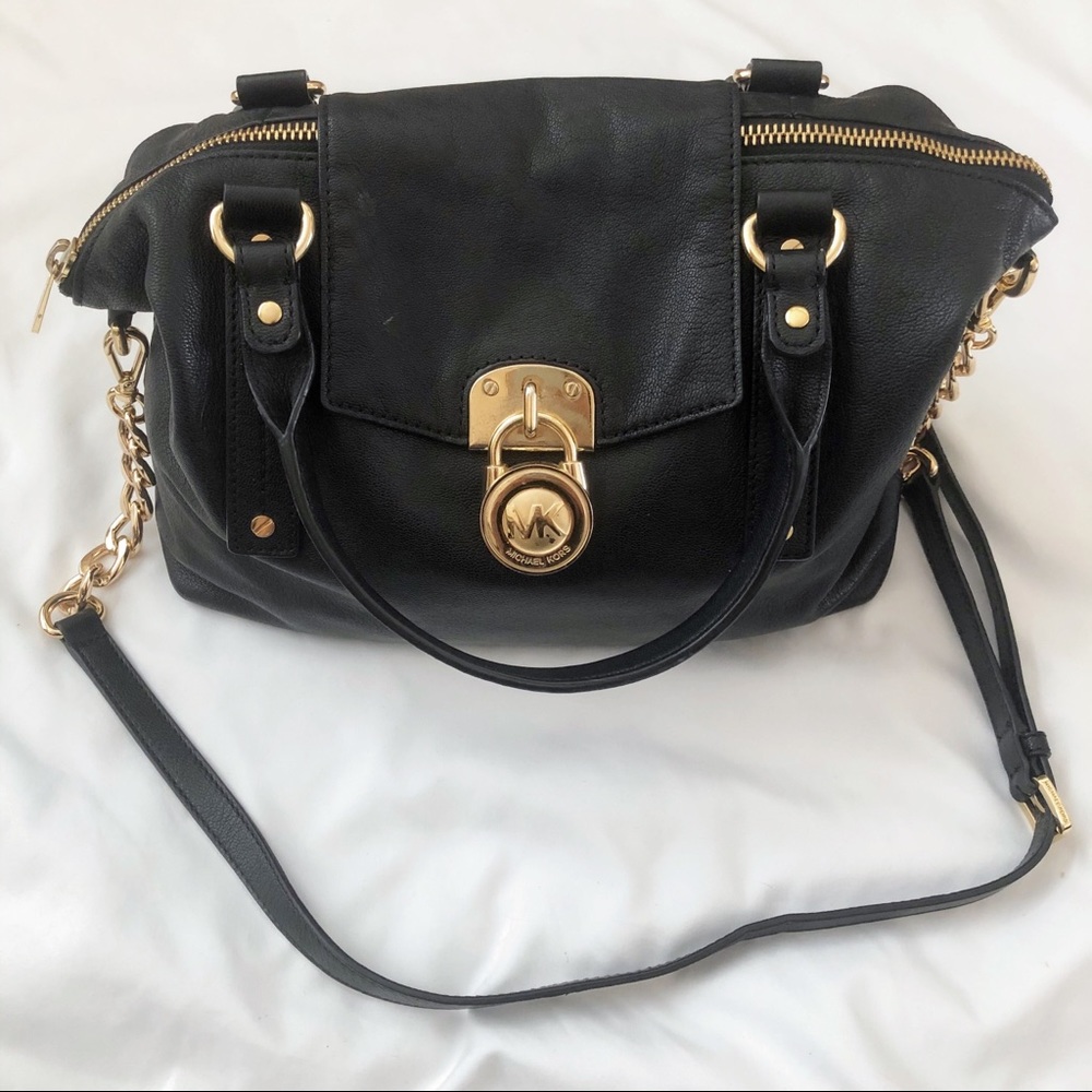 MICHAEL KORS Black Satchel AP- 1306